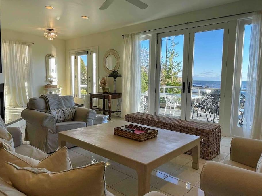 Swampscott Egg Rock House - 4Br, 4.5Ba - Modern Oceanfrontヴィラ エクステリア 写真
